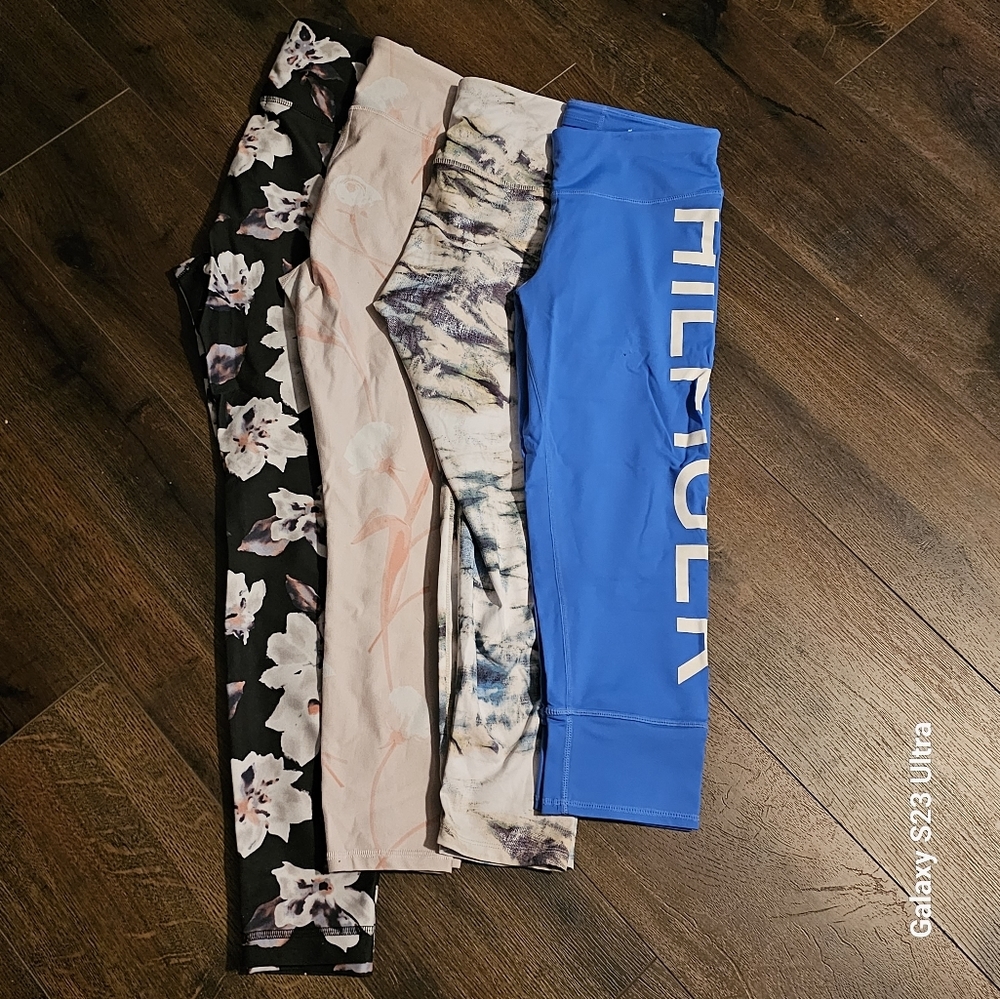 Lot of 4 supercute leggings